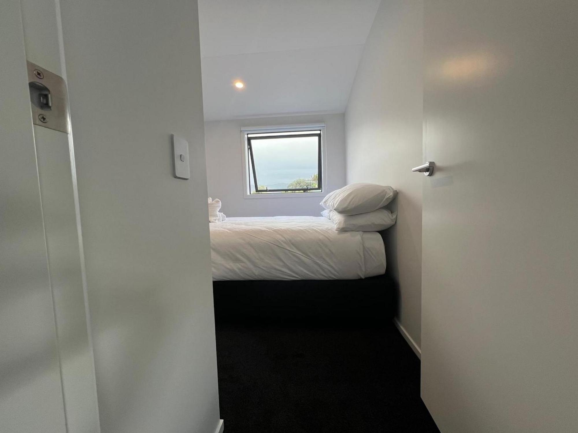 Central Modern 3-Bedroom,3- Bathroom House With Patio And Carpark- Lower Hutt City Centre Ngoại thất bức ảnh