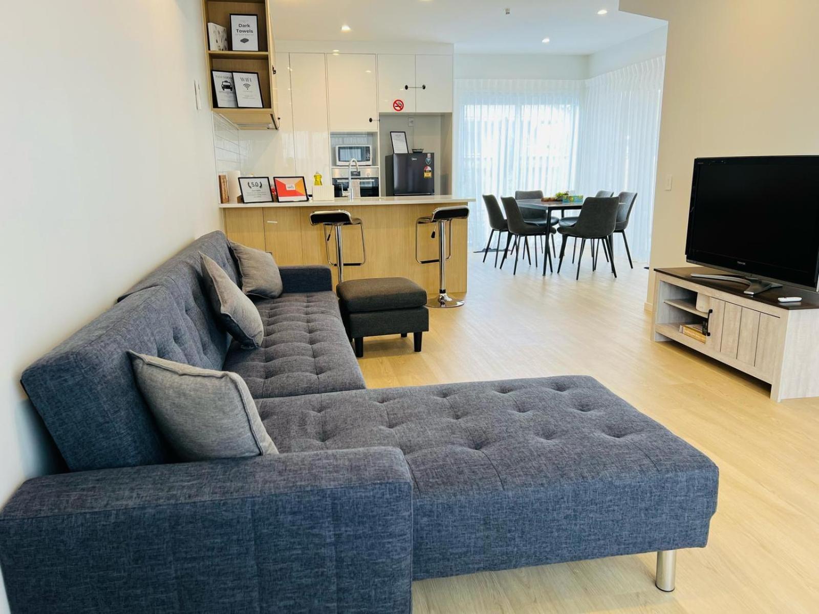 Central Modern 3-Bedroom,3- Bathroom House With Patio And Carpark- Lower Hutt City Centre Ngoại thất bức ảnh
